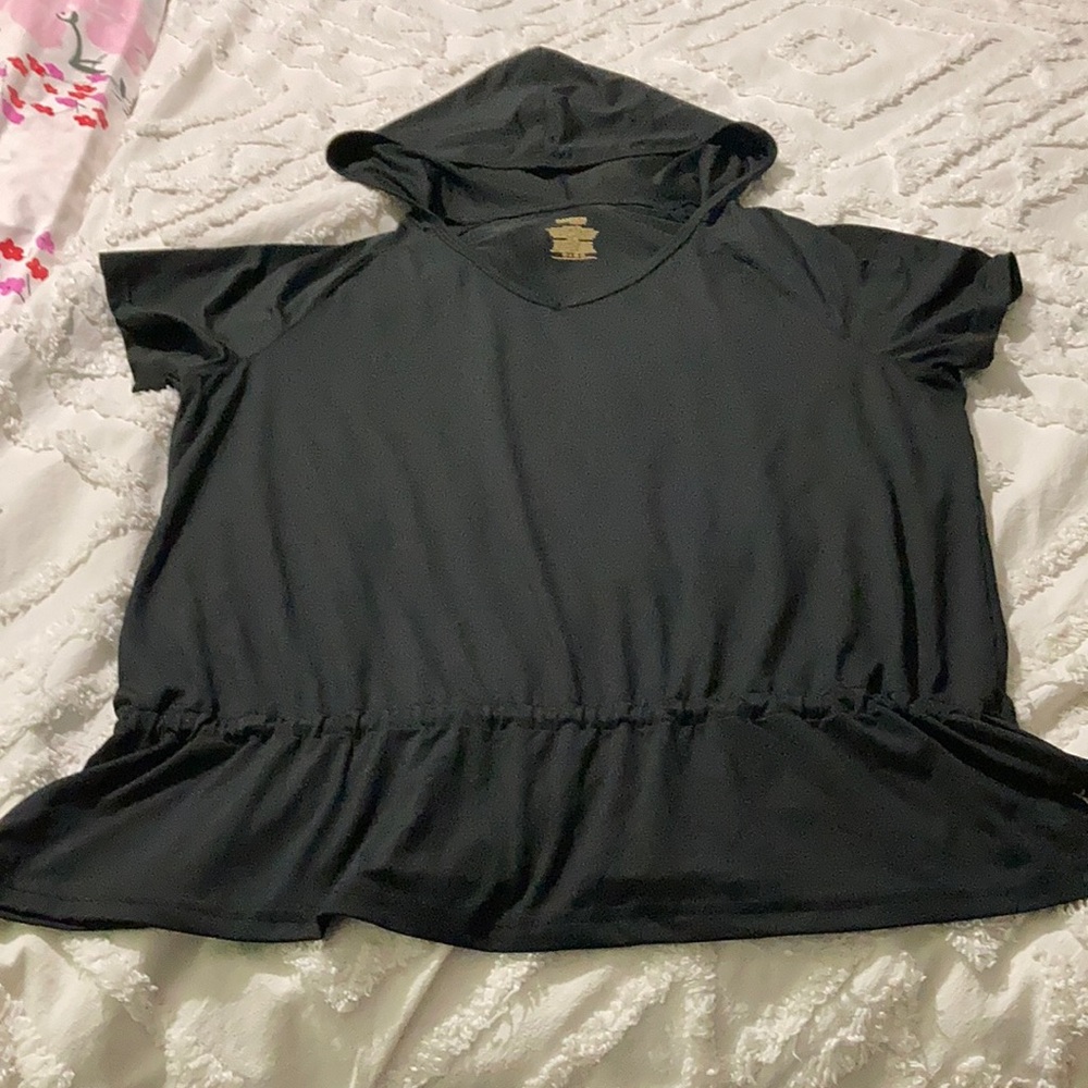 Danskin hooded short sleeve top size 2XL